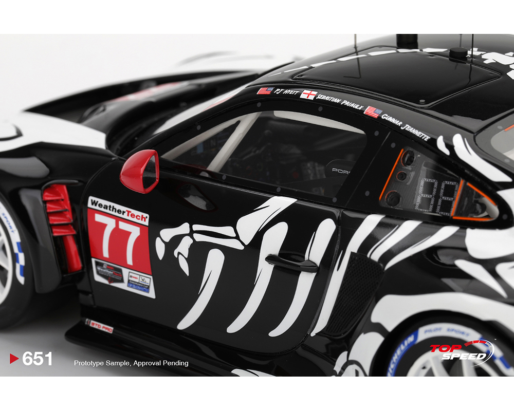 Top Speed RESIN MODEL 1:18 Porsche 911 GT3 R #77 AO Racing 2025