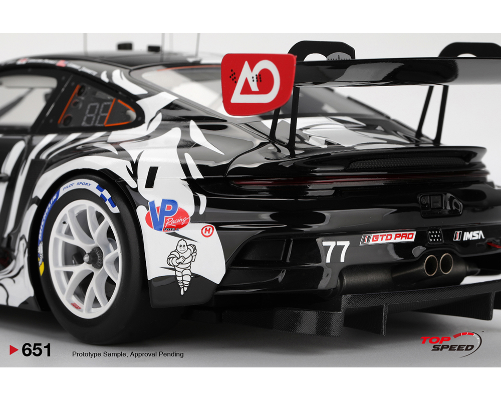 Preorder) Top Speed RESIN MODEL 1:18 Porsche 911 GT3 R #77
